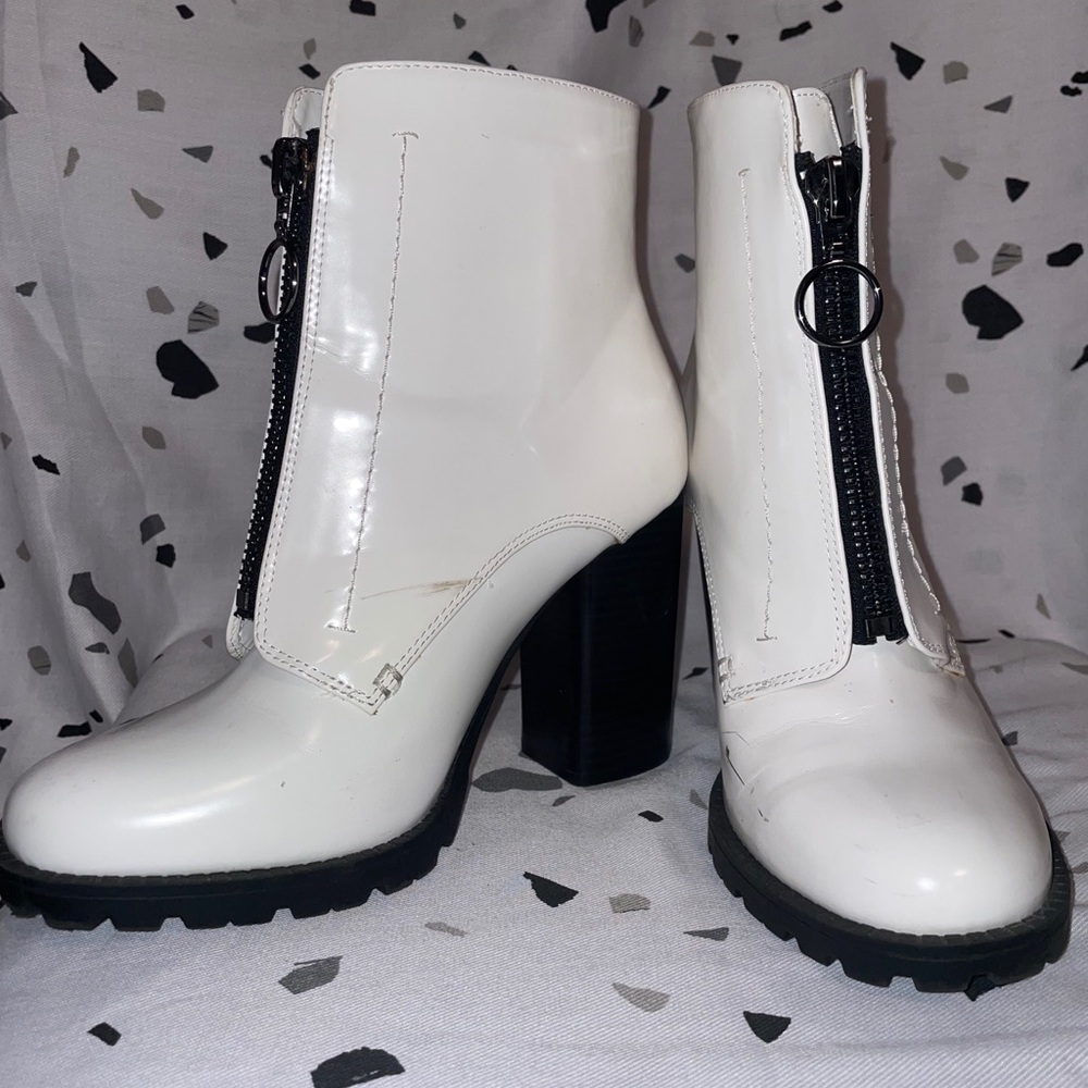 Vera wang heel boots!